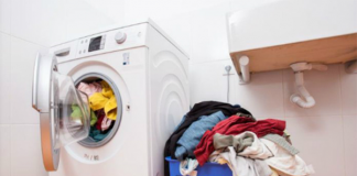 Hỏi đáp: Có nên giặt 1 thứ trong máy giặt không?